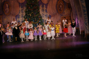 dsc01619-DAS-RUSSISCHE-NATIONALBALLETT-THE-CROWN-OF-RUSSIAN-Ballett-Nussknacker